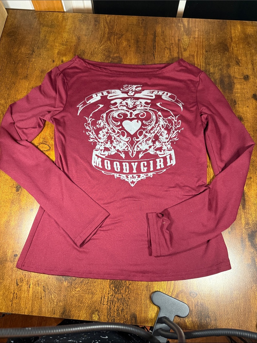 SHEIN Medium Burgundy Moodygirl Graphic Long Sleeve Stretch Top